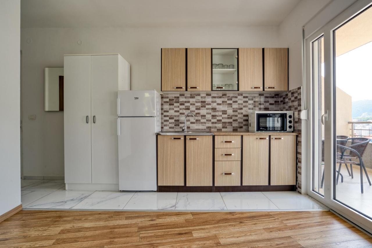 Apartmani Cukic Rafailovici Budva Eksteriør billede